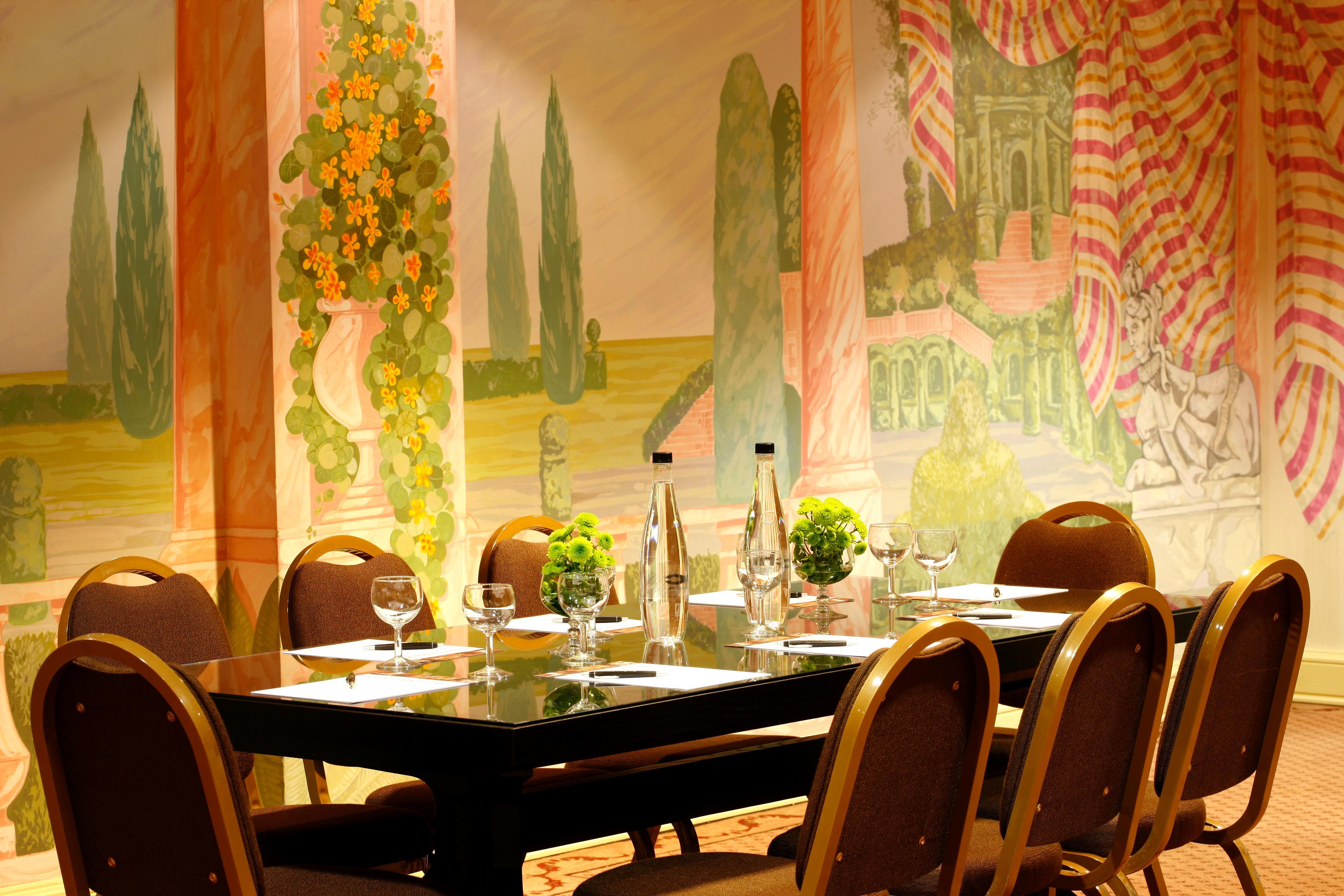 Plaza - Heritage Collection - Avenida Lisboa